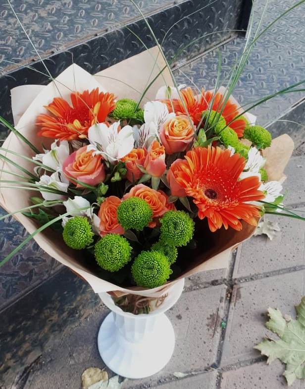 Букет цветов из: Герберы, Хризантемы, Альстромерии и Розы в Гольёво