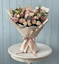 Букет цветов из:  Розы и Лизиантусы в Гольёво