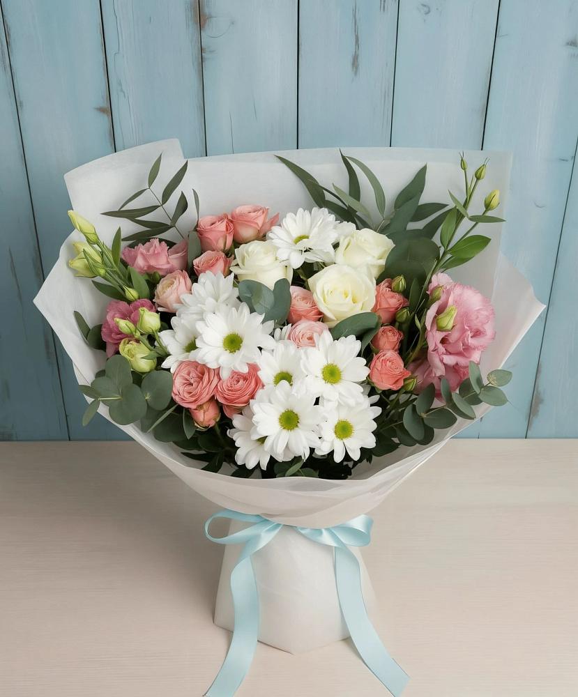 Букет цветов из: Розы, Лизиантусы и Хризантемы в Гольёво