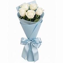 Букет 5 Белых роз Проуд в Гольёво