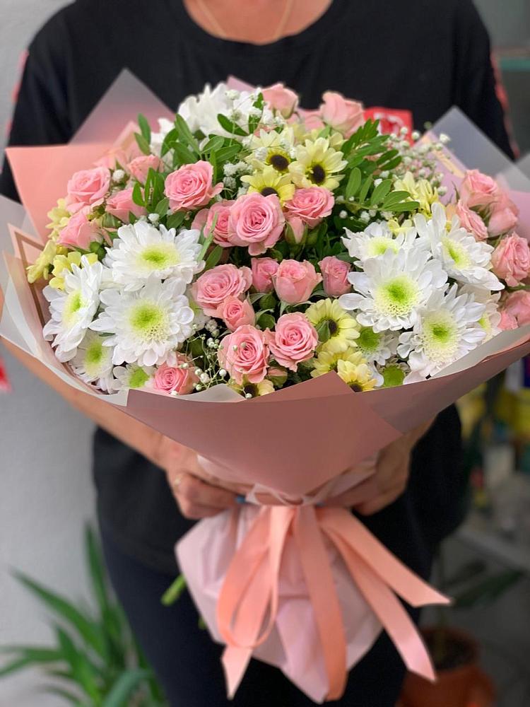 Букет цветов из: Розы и Хризантемы в Гольёво