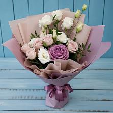 Букет цветов из:  Розы и Лизиантусы в Гольёво