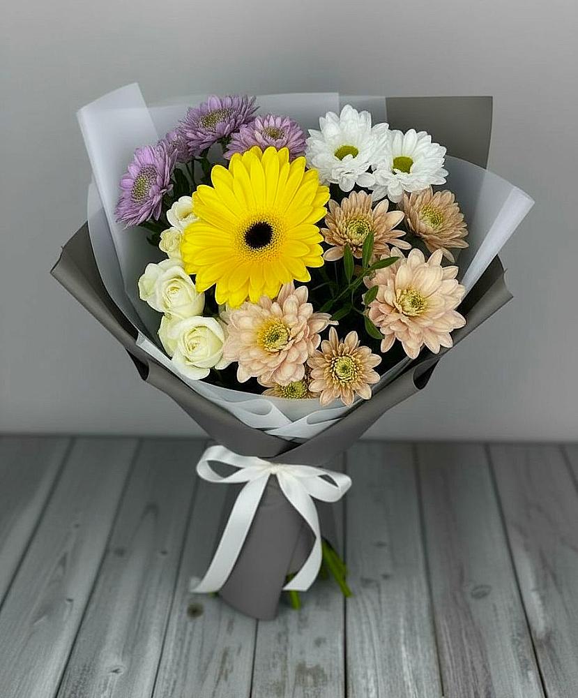 Букет цветов из: Розы, Герберы и Хризантемы в Гольёво