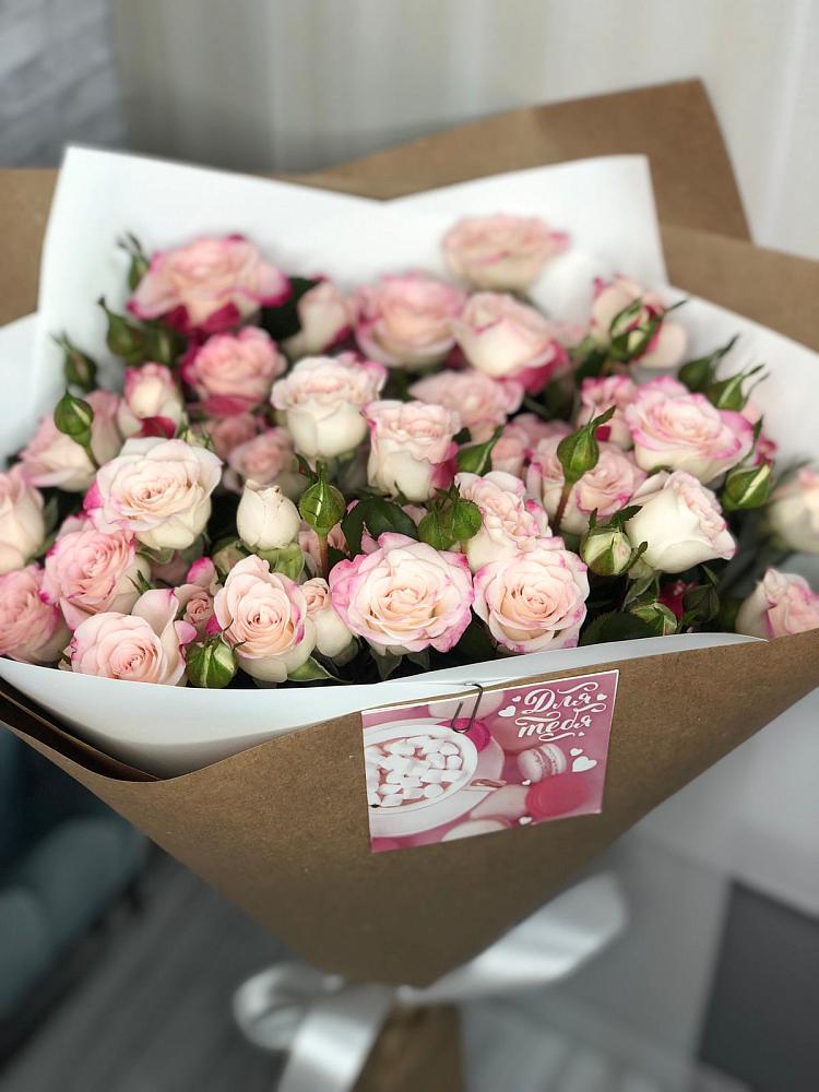 Букет цветов из: Розы в Гольёво