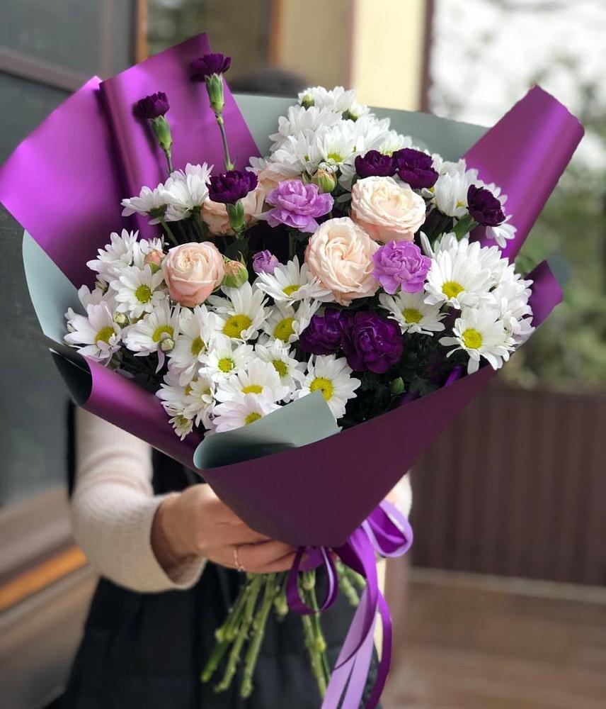 Букет цветов из: Хризантемы, Гвоздики и Розы в Гольёво