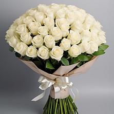 Букет 101 беля роза Белоснежка в Гольёво