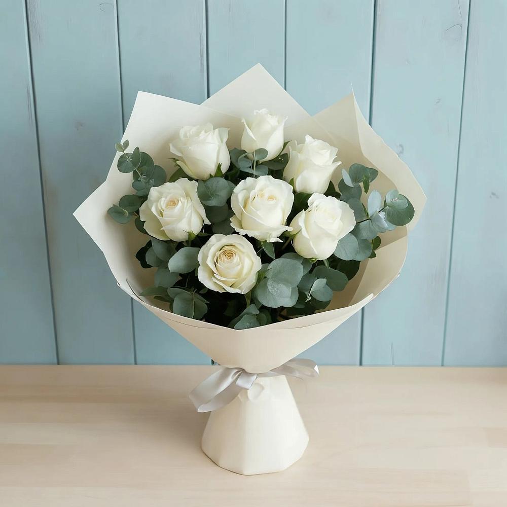 Букет Белые розы в Эвкалипте в Гольёво