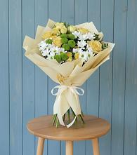 Букет цветов из:  Хризантемы и Розы в Гольёво