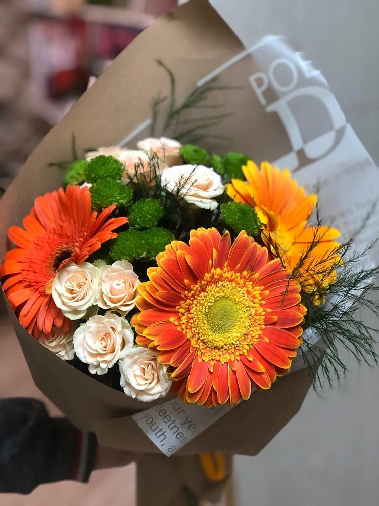 Букет цветов из: Герберы, Хризантемы и Розы в Гольёво