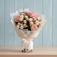 Букет цветов из:  Розы #REPLACE_PRED# Гольёво