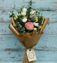Букет цветов из:  Розы и Лизиантусы в Гольёво
