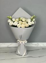 Букет цветов из:  Розы и Лизиантусы в Гольёво